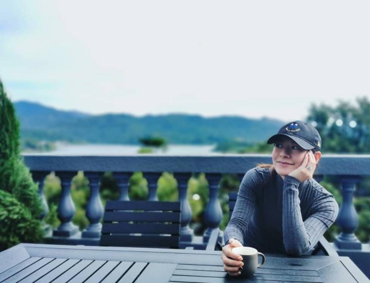 一把椅子值100万,一把椅子价值2个亿