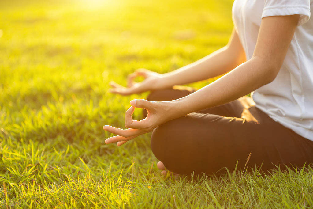 气不顺，多会心悸胸闷有痰！一张小方子，顺心肺肝胃之气，巧化解