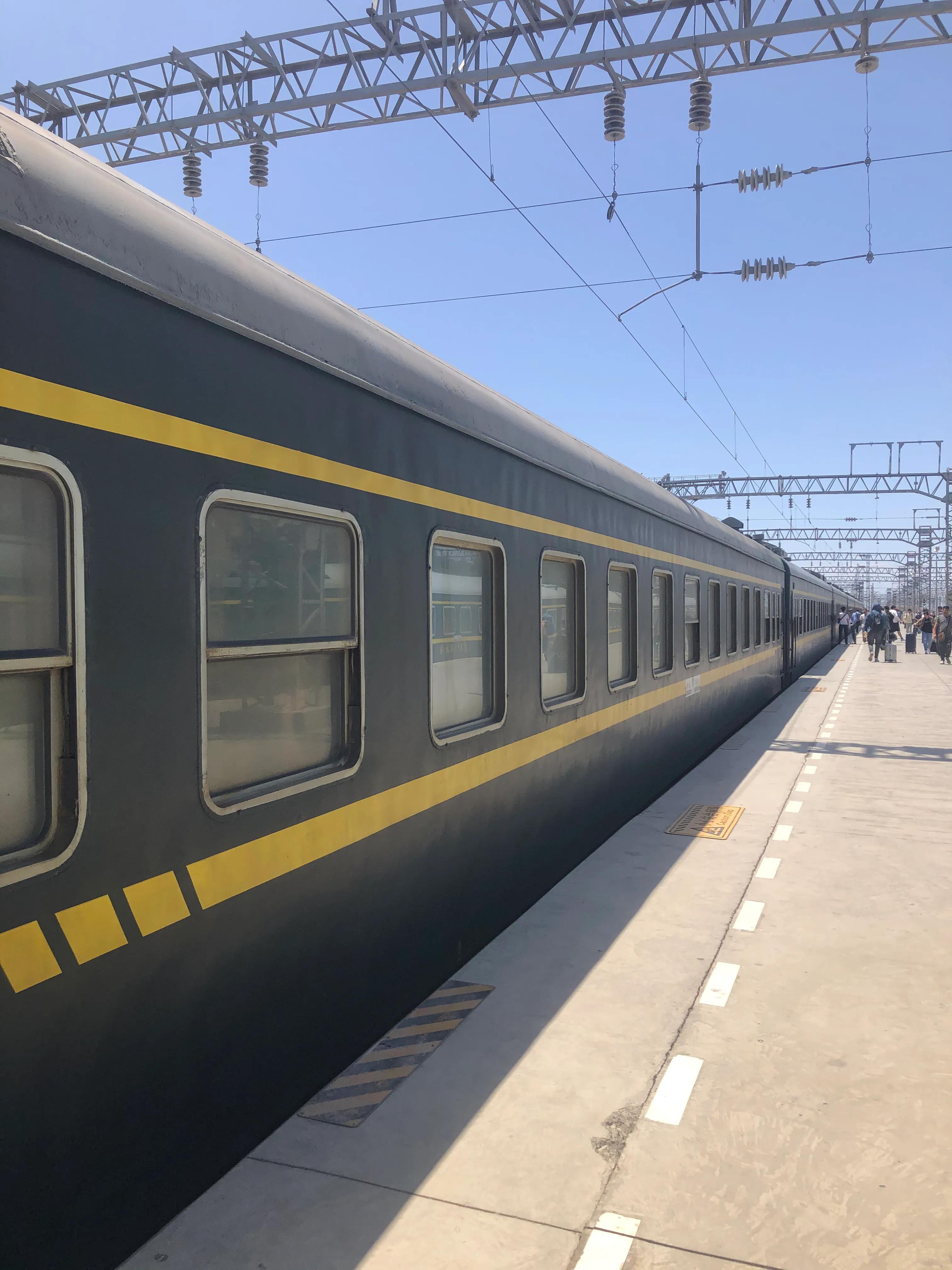 乌鲁木齐到库尔勒可以走216国道吗,乌鲁木齐到库尔勒不走高速的路线