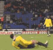 中国男足爆笑名场面亲吻,中国男足爆笑名场面握手