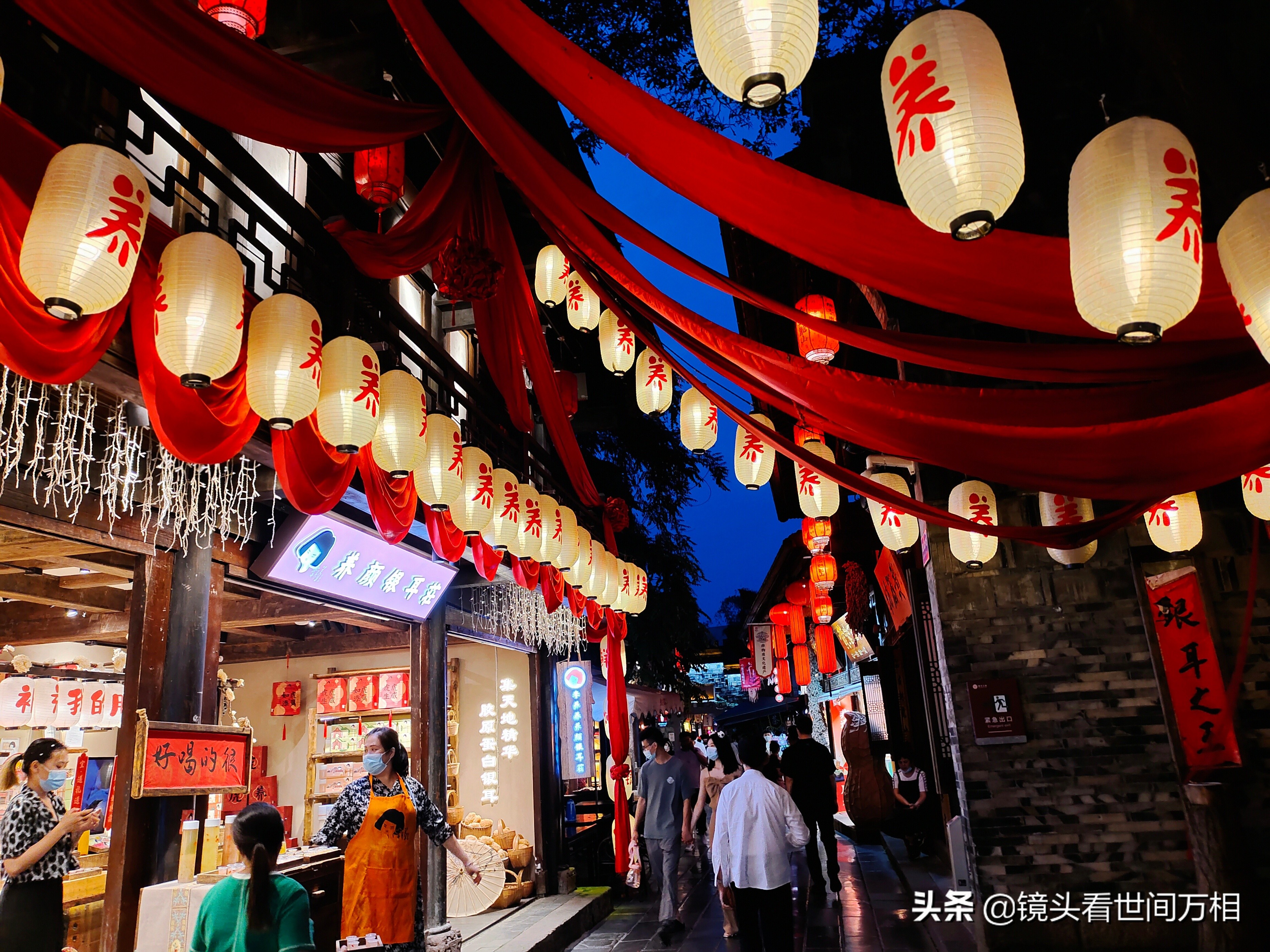 探秘成都市,四川成都锦里古街感受古蜀文化