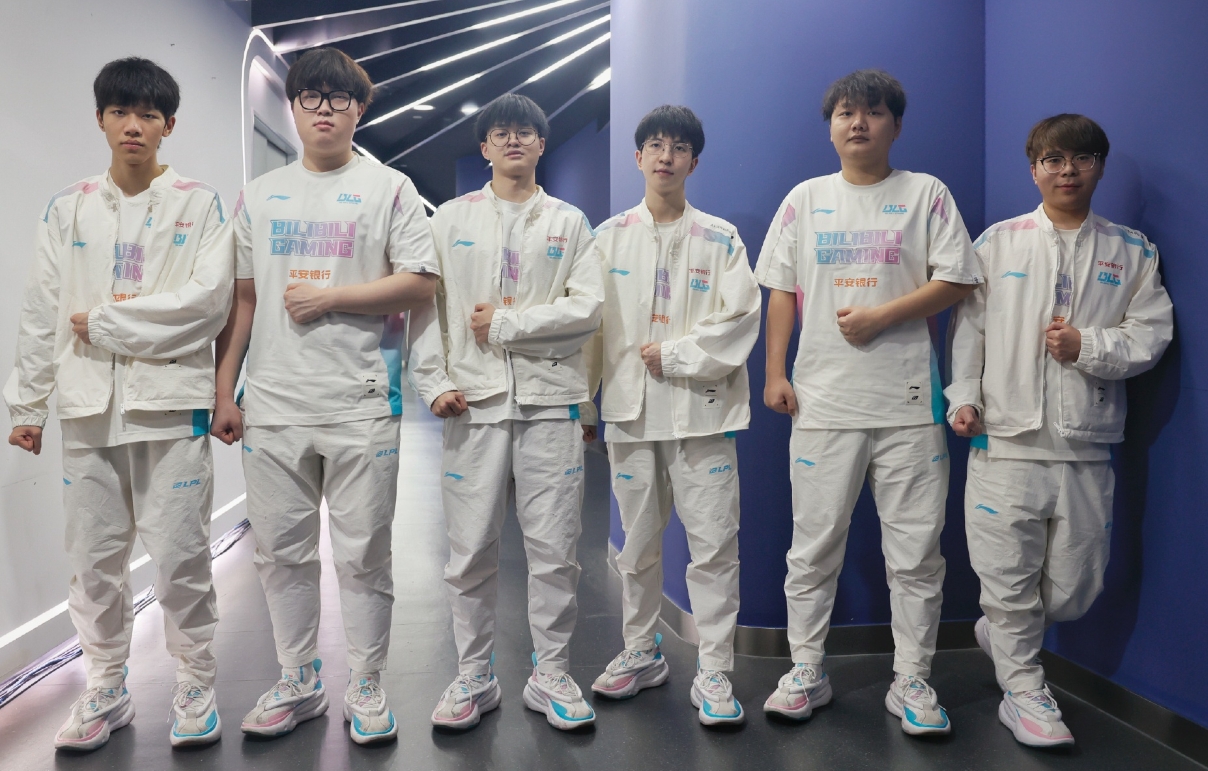 blg第四场精彩发挥,blg对阵g2第三局