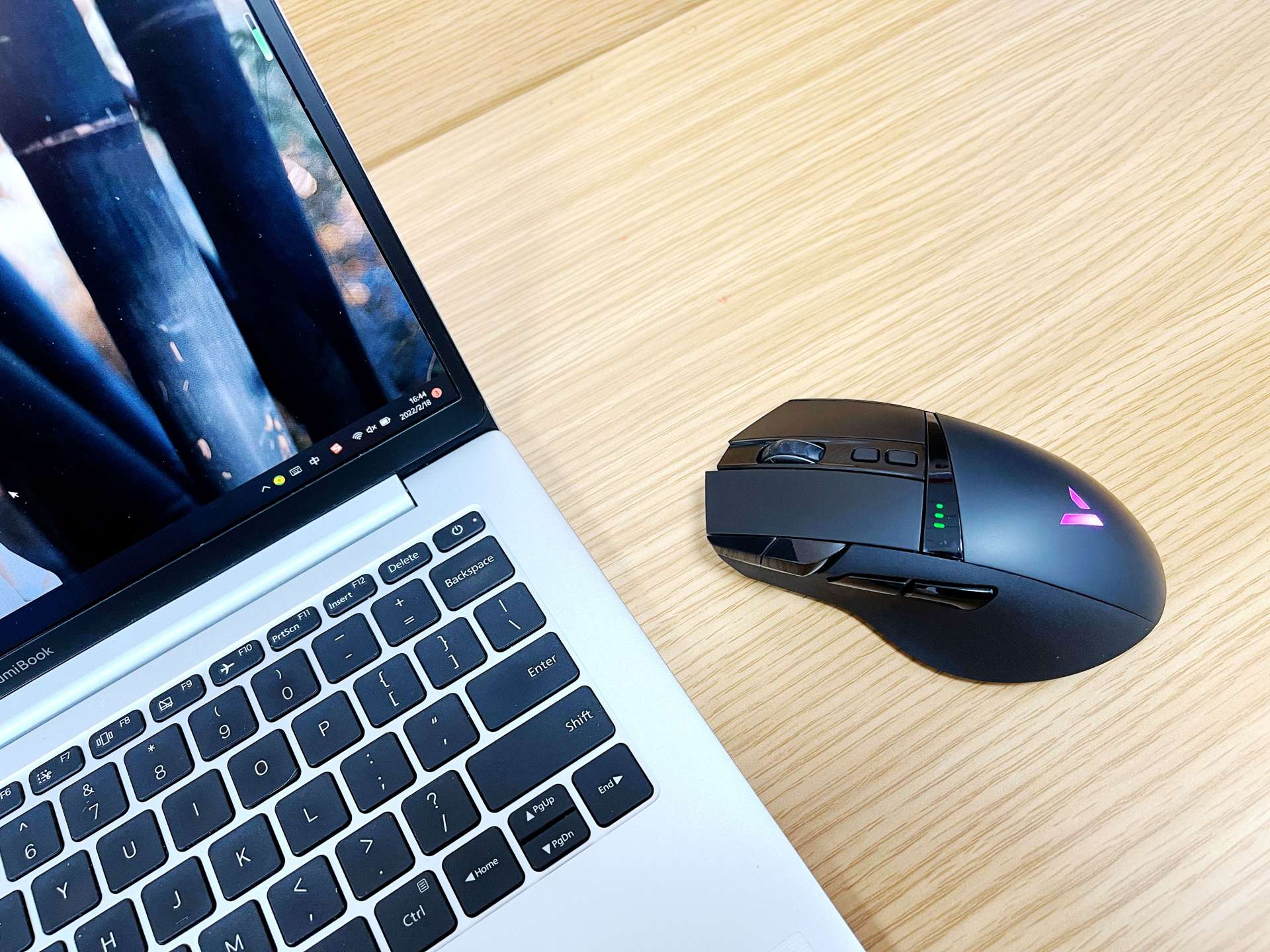 雷柏v1游戏鼠标好用吗,雷柏v10s鼠标垫