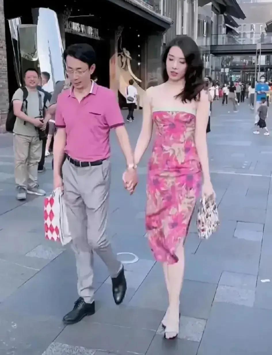 董小姐曾经红遍大江南北,董小姐曾经火遍大江南北