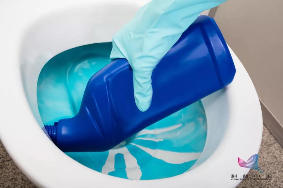 12岁孩子被火碱烧伤,4岁女童全身严重烧伤