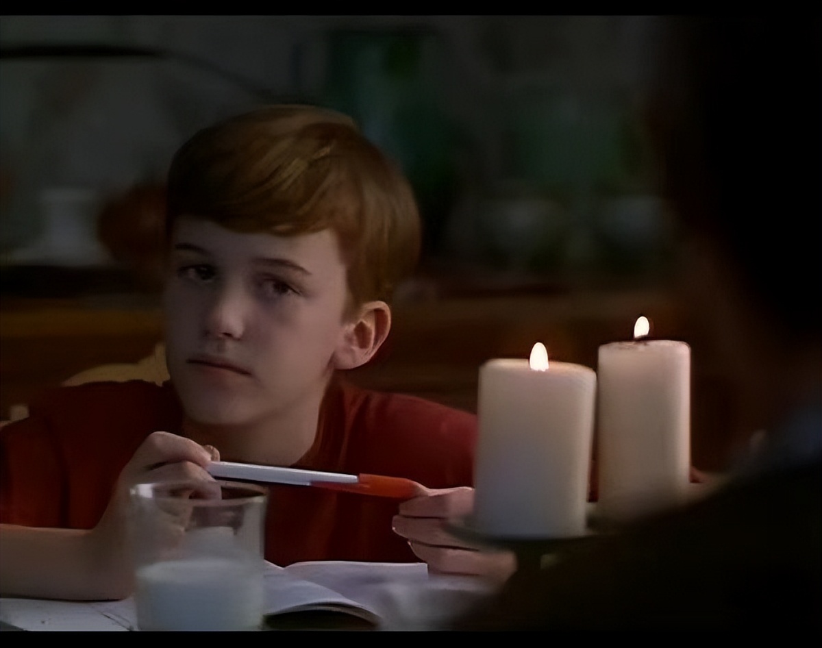 鳄鱼波鞋走天涯完整版在哪可以看,鳄鱼波鞋走天涯影片整体拍摄风格