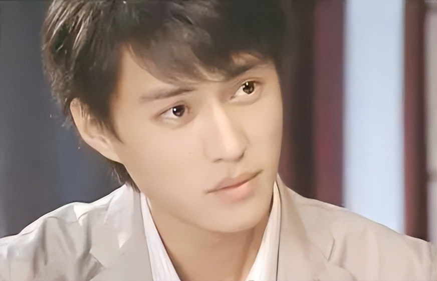 靳东职场沉稳内涵,靳东霸气回应金星