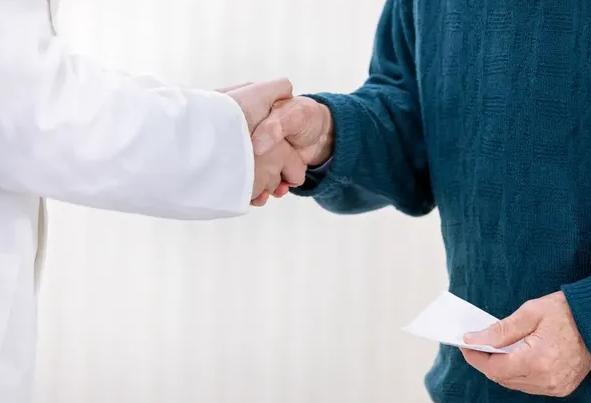 结肠癌术后化疗注意事项,结肠癌术后饮食注意事项有哪些