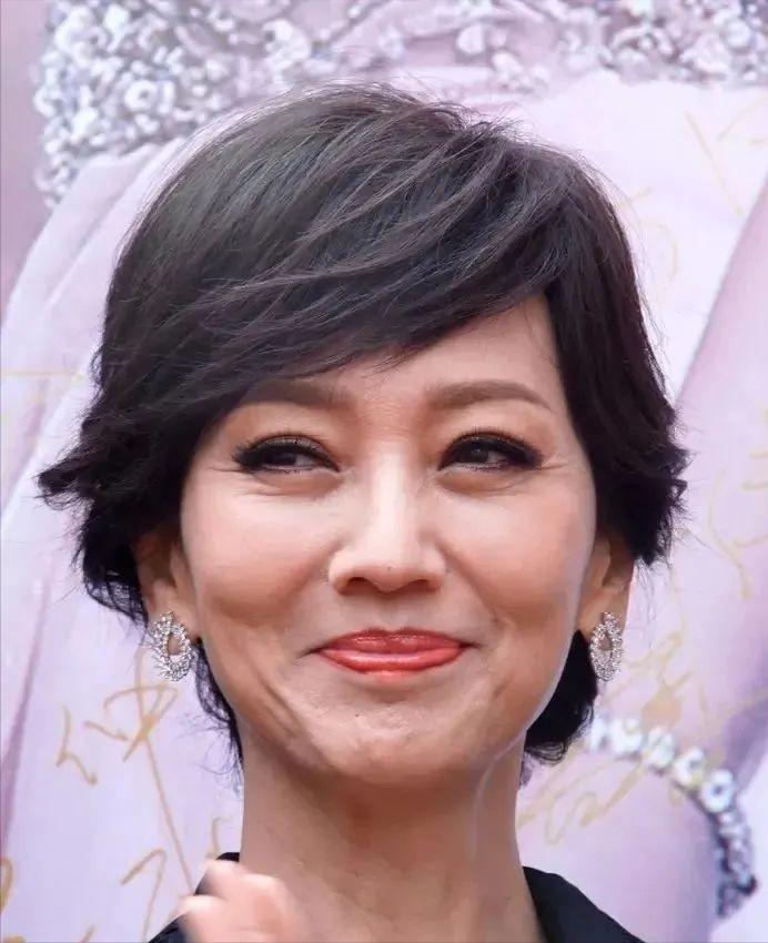 自然老去的女明星,自然老去女星对比照