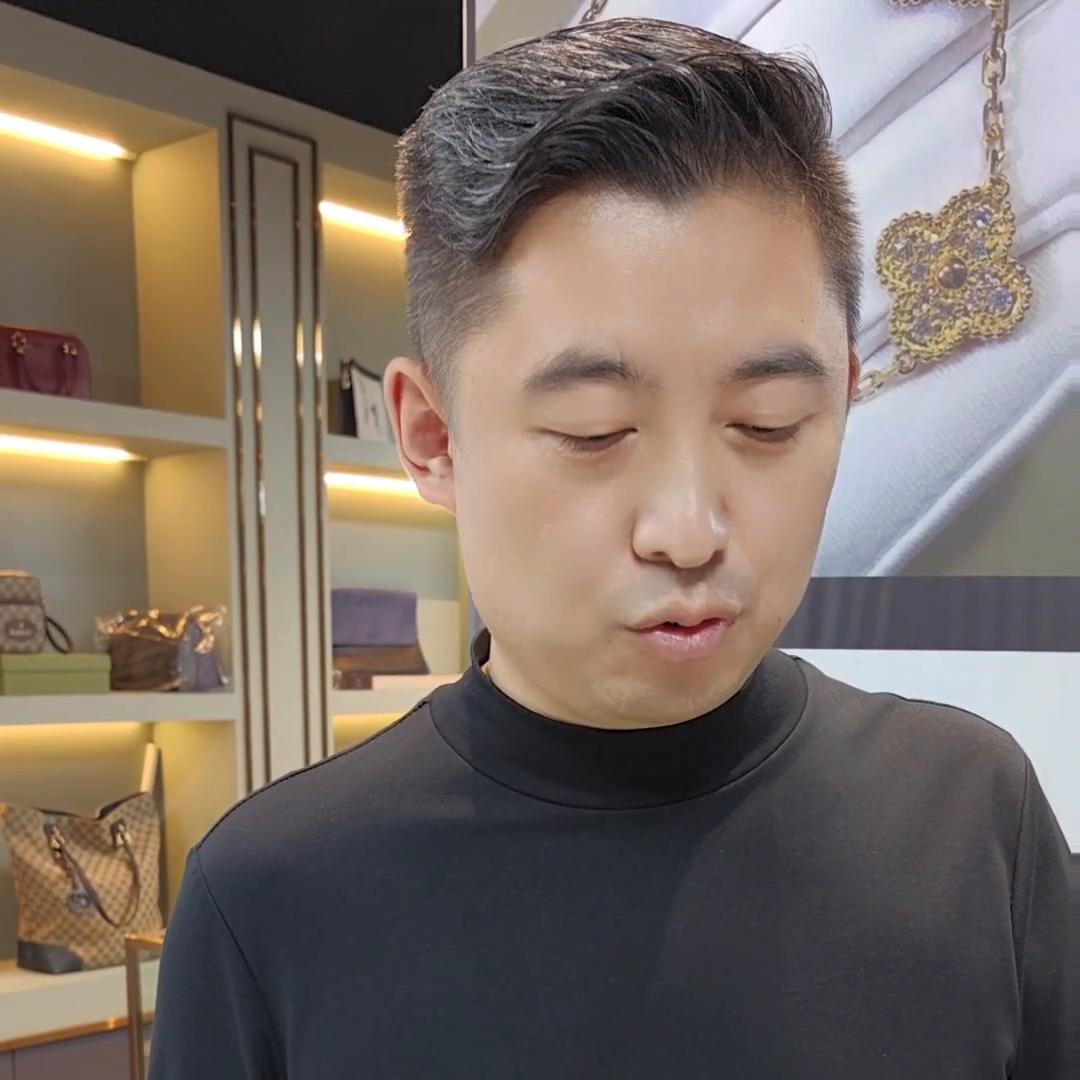 30万的表卖几千,30万名表卖两千