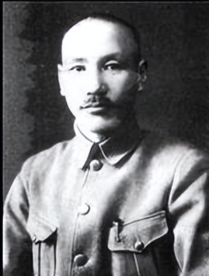 工人挖土挖出24具尸体,1985陕西特大杀人案