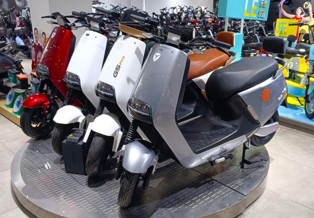 雅迪爱玛电动车哪个质量最好,雅迪爱玛库存电动车为什么那么多