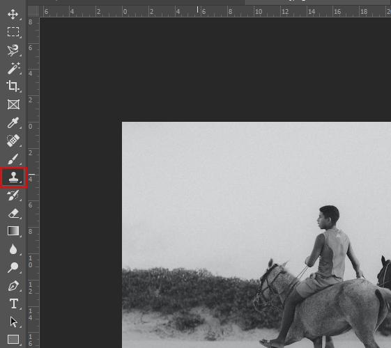 vivo手机老照片修复是怎么用的,老照片修复模糊照片变清晰免费app