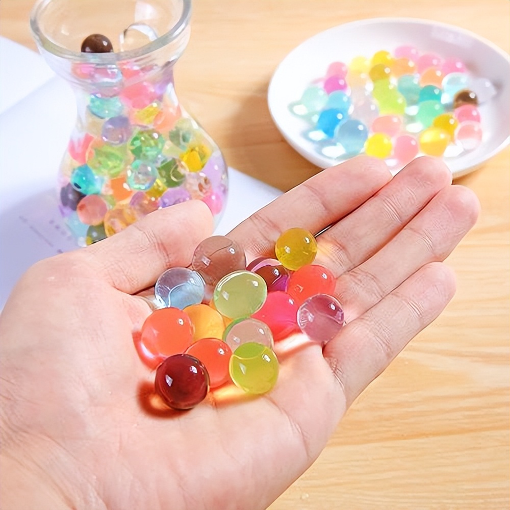 八岁男孩眼球被溶解,20分钟孩子眼球溶化无力回天