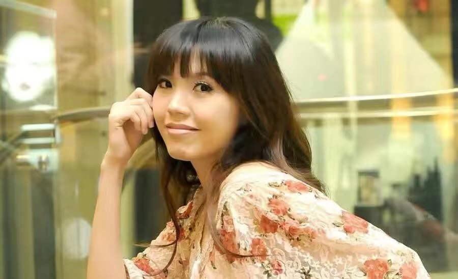 中国台湾女明星3个月攒2万，回湖北恩施修祖坟，自己却住出租房里