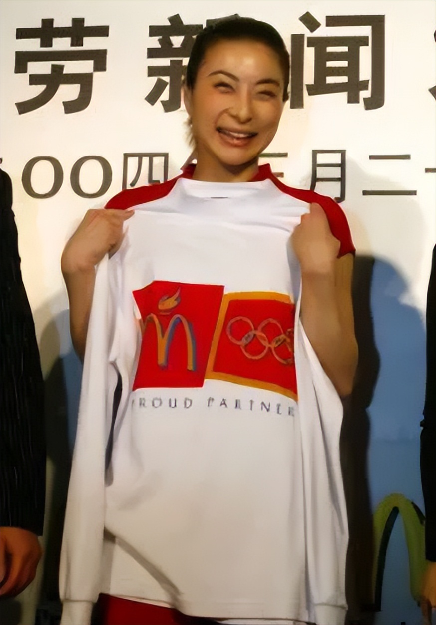 郭晶晶代言美国的肯德基真的假的,郭晶晶肯德基代言