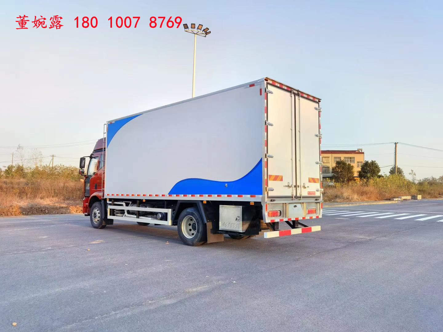 鲜活水产品运输冷藏车,冷藏车鲜活海鲜水产运输车厂家