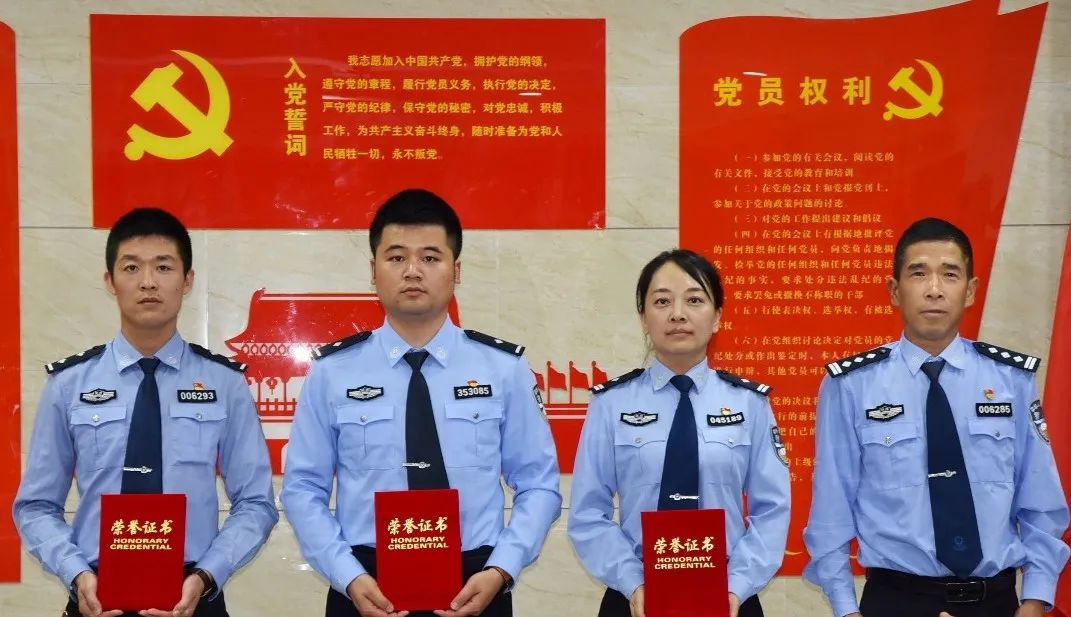 合阳县公安局开展庆祝建*党**102周年*党**委书记讲*党**课暨“我心向*党**建功新时代”主题“*党**课开讲啦”赛讲活动