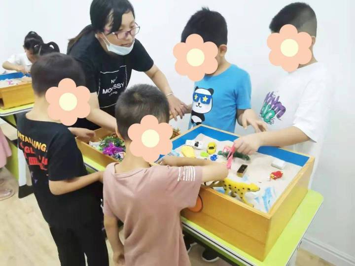 宜童的孩子夏天在干什么？一起向着进入普教小学的目标冲刺吧