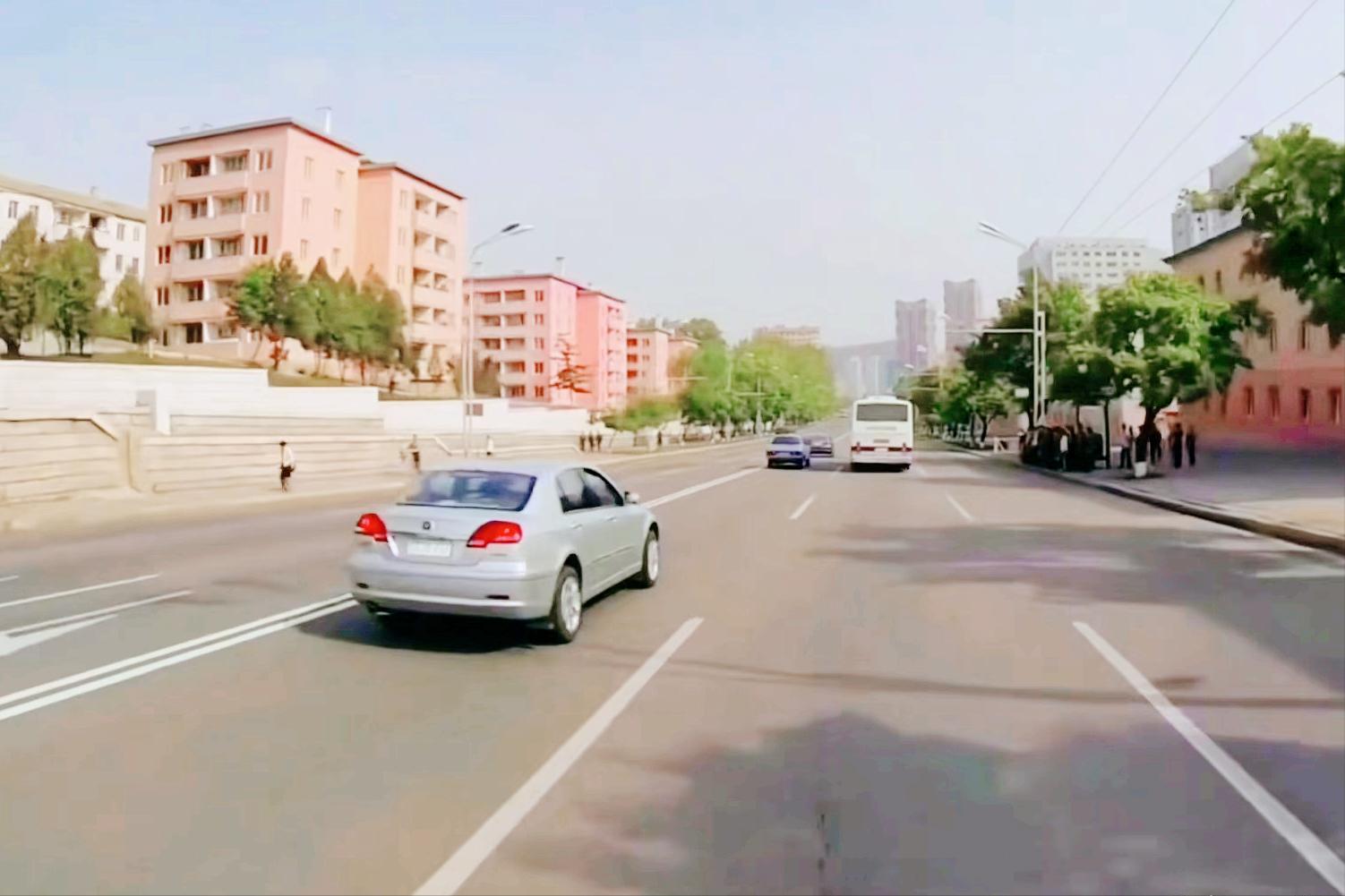 中国人去朝鲜会有什么样的待遇,中国人去到朝鲜朝鲜人会做什么