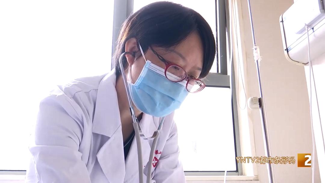 在云南小朋友被蚂蚁咬了怎么办,被蚂蚁咬的男孩完整版