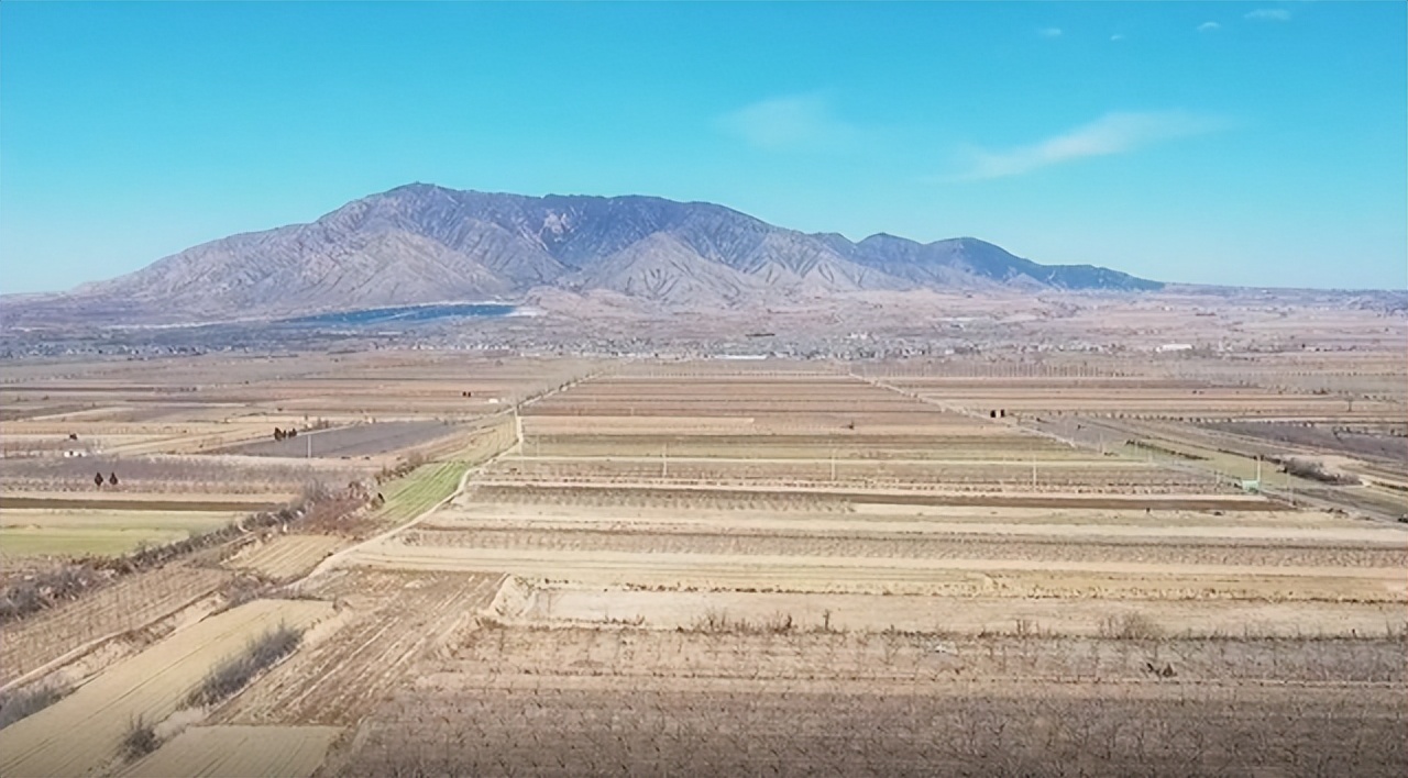 我国最孤独的山是哪一座山,中国最孤独的城市全部都是无人区