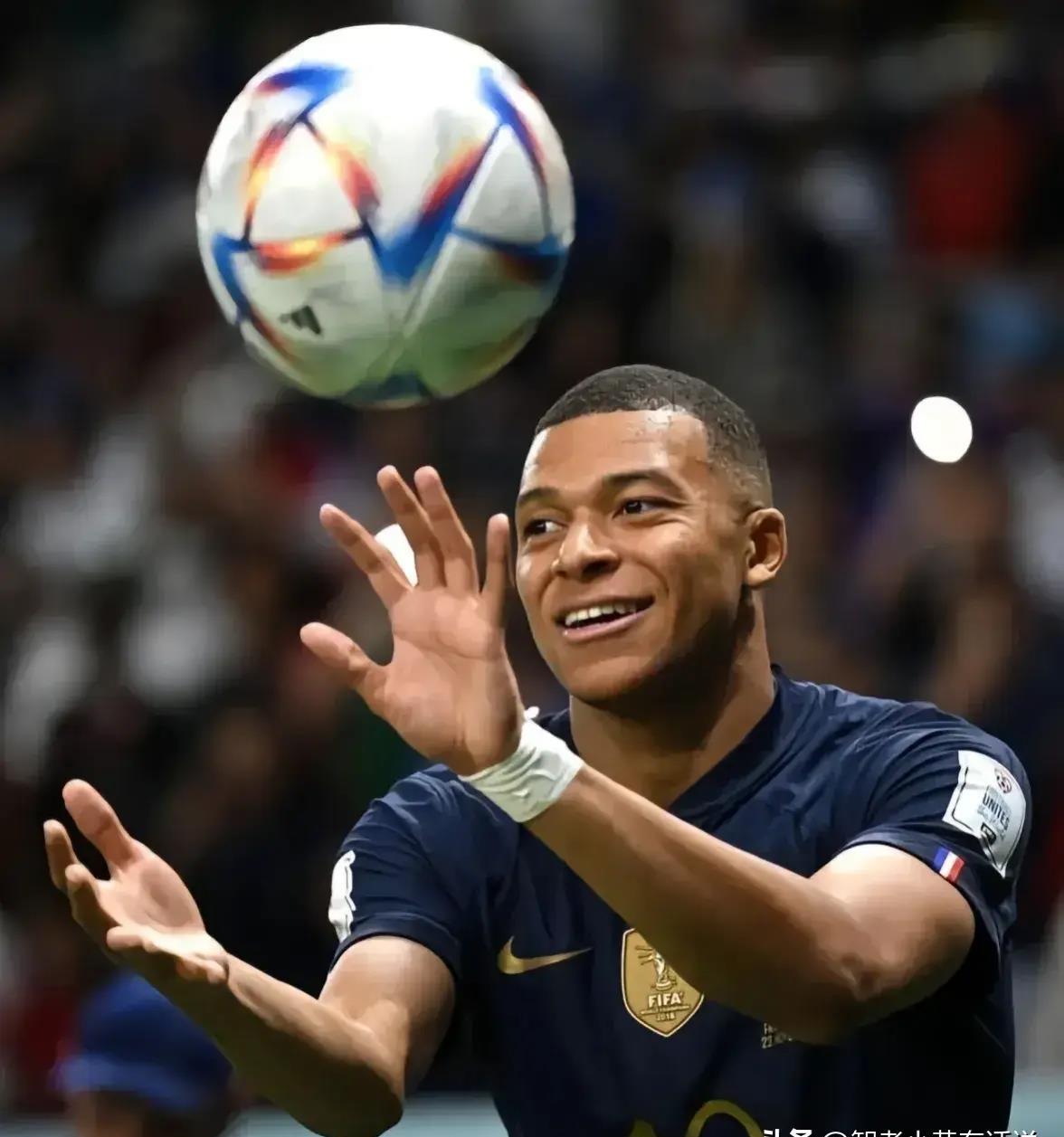 未来球王内马尔姆巴佩,内马尔经典过人姆巴佩