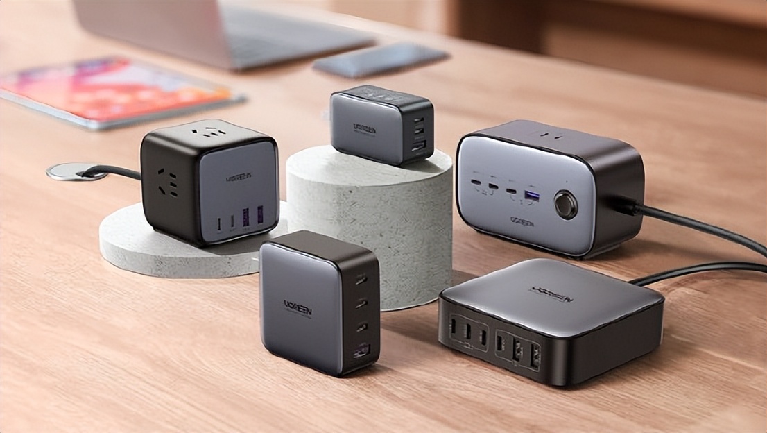 靠“数据线”发家，年入34亿，莆田80后小伙从华强北杀出一个IPO