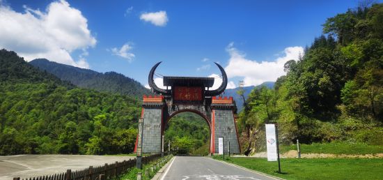 黑竹沟火把节现场视频,黑竹沟晚会