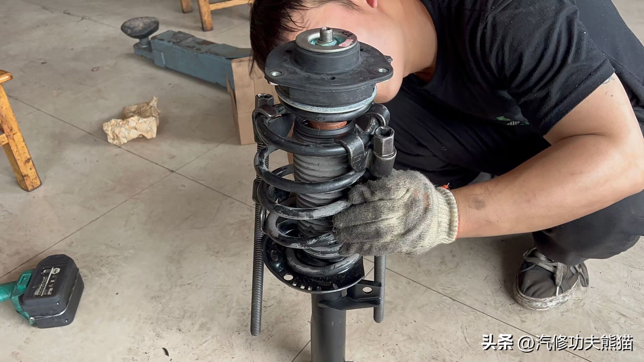 2017款大众迈腾10万公里烧机油,十年的迈腾怎么样后期维修费用