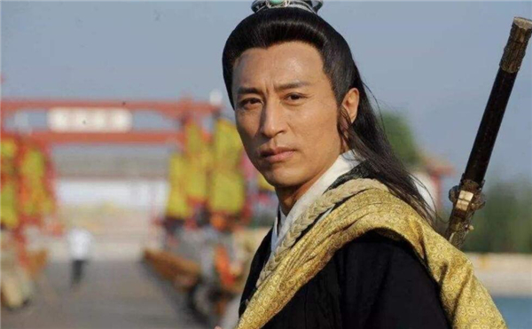 李白被山东学子嘲笑他写了一首诗,李白受山东儒生嘲讽写下一诗