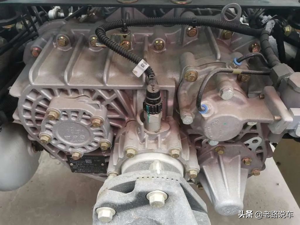 合肥解放j6p560马力牵引车报价,解放j6创富版220马力介绍