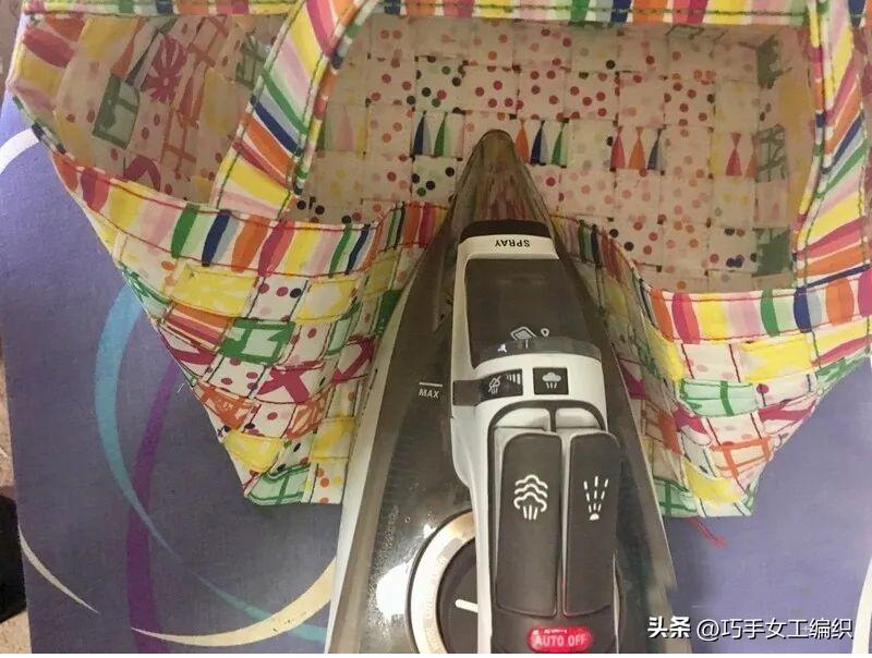 如何用旧牛仔裤做收纳,旧牛仔裤改造收纳袋挂件简单