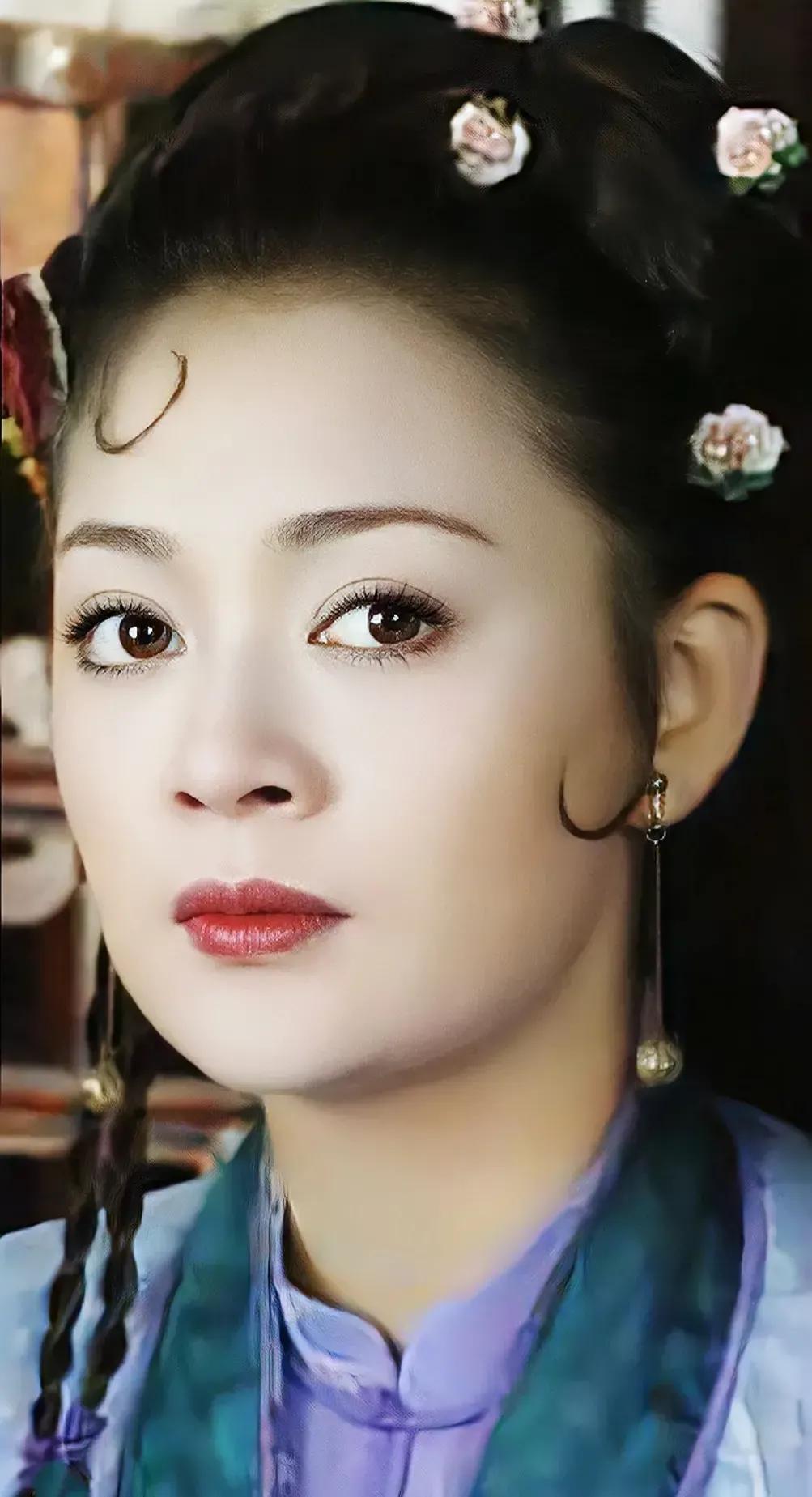 鲜妆辉映桃花红,鲜妆护肤