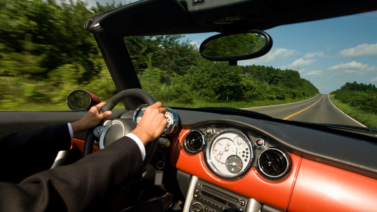 投资智能自助洗车机创业,自己自助洗车机创业