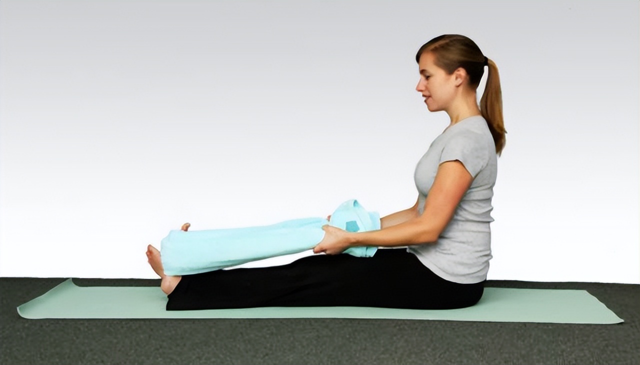 出行、运动后足跟痛?别怕,教你几个动作缓解预防它