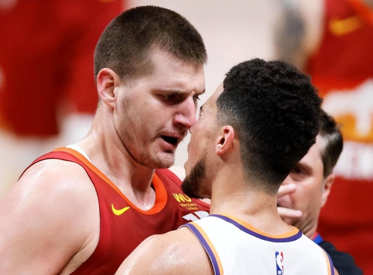 53+21+17！历史首人！八年磨一剑，约基奇若夺冠地位能超字母哥