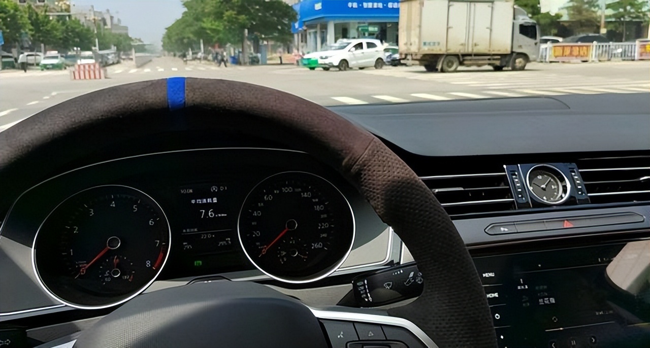 14款大众宝来改迈腾,宝来有没有必要换迈腾