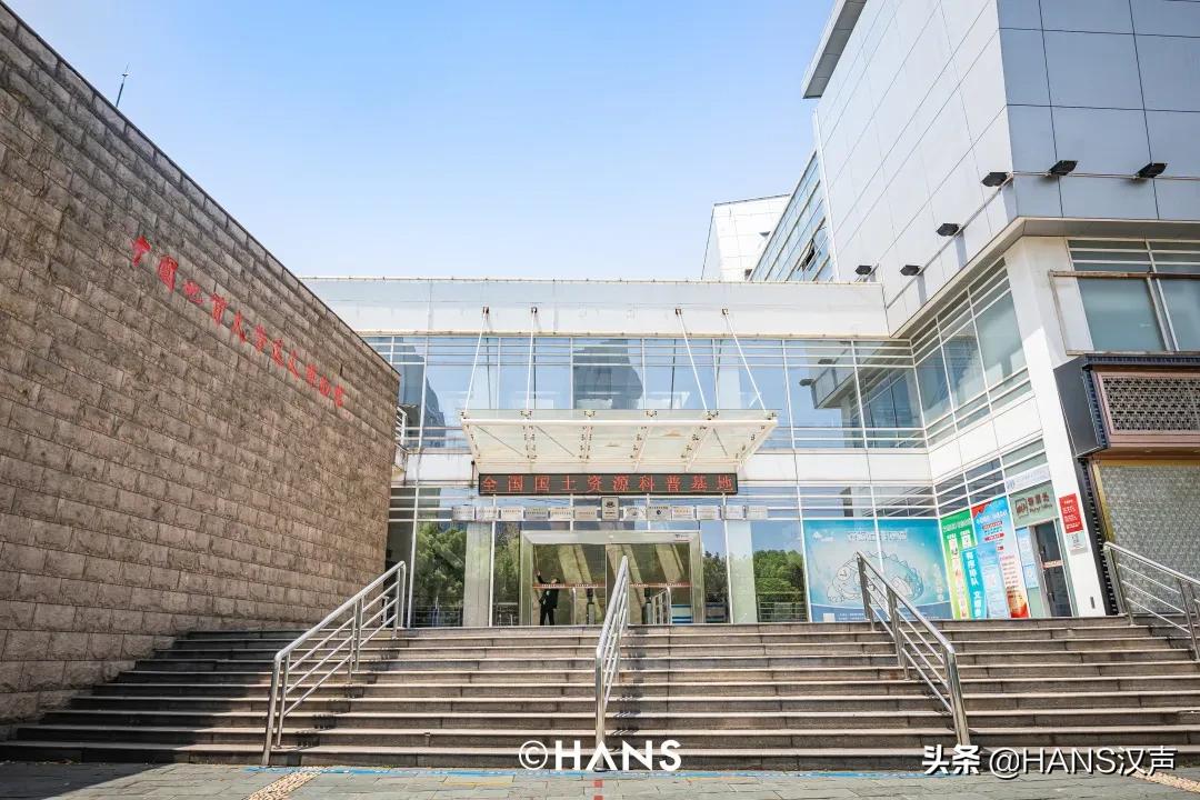 武汉校友捐款亿元榜,武汉大学校友单笔捐赠十个亿