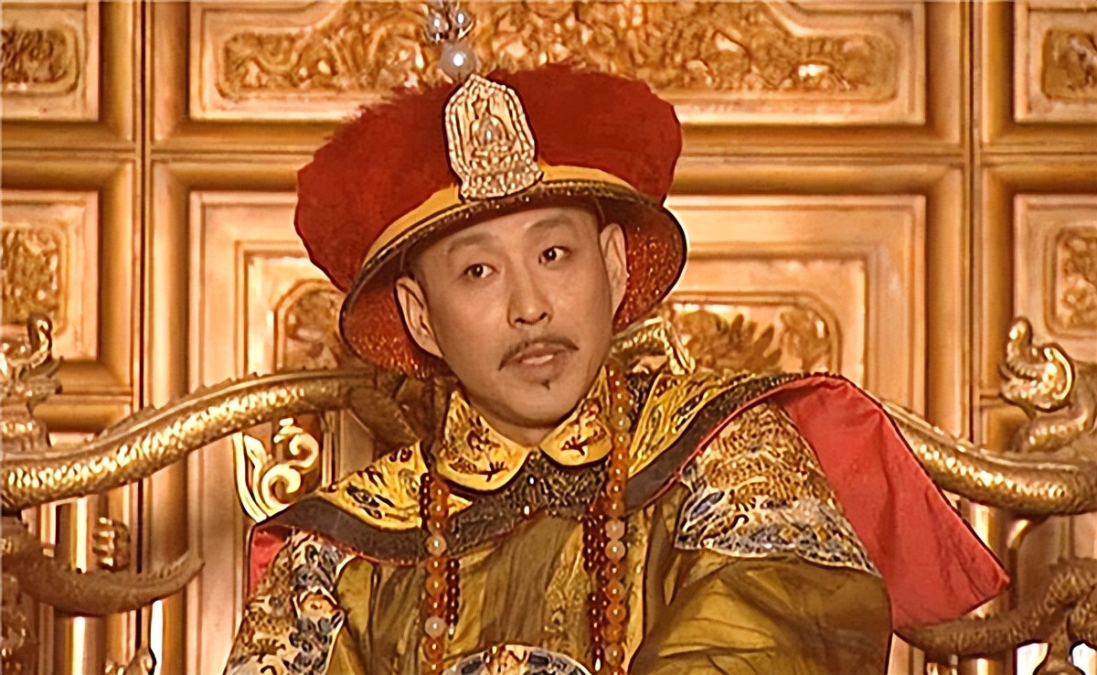 康熙晚年，为啥后悔擒拿鳌拜，不但亲自为他平反，还称鳌拜是忠臣