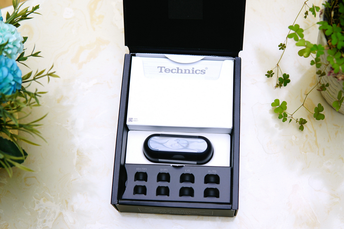 高颜值真无线耳机天花板,高端真无线降噪蓝牙耳机