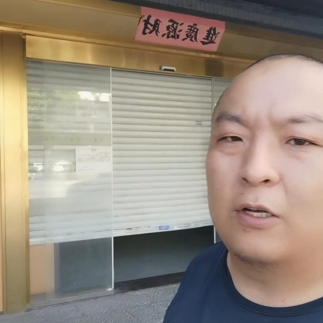 信仰可以治疗抑郁，但是不能完成救赎，如果你足够自信，足...