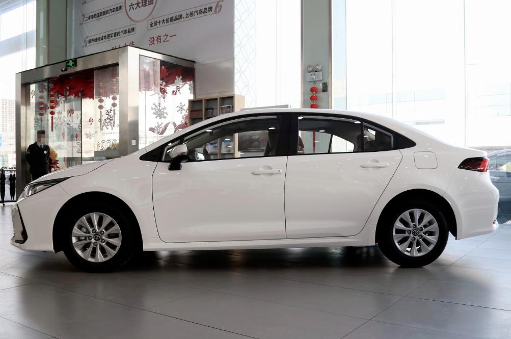 为什么好多人喜欢买丰田卡罗拉,买卡罗拉10大忠告18款