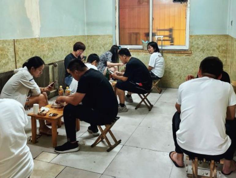 沈阳烧烤小神店彩灯塔,沈阳铁西小神店烧烤