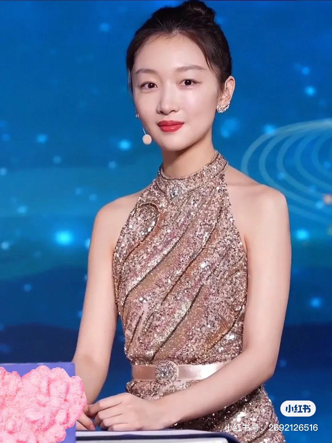 青年演员周冬雨刘昊然视频,青年演员周冬雨个人资料