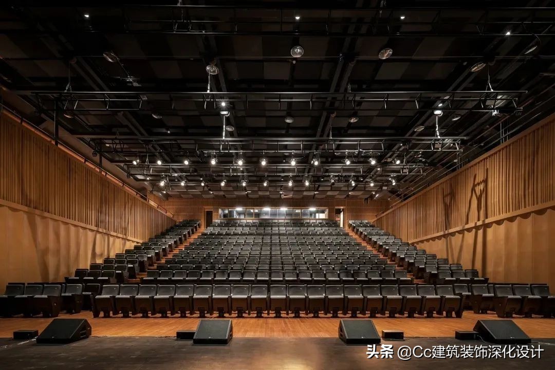 隔音吸音板材料图片,铝合金玻璃棉吸音板