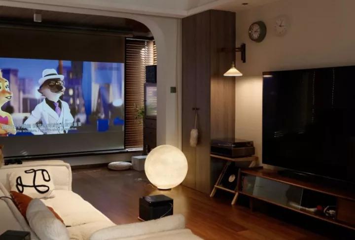 激光投影仪推荐2023性价比最高,投影仪是激光的好还是智能的好