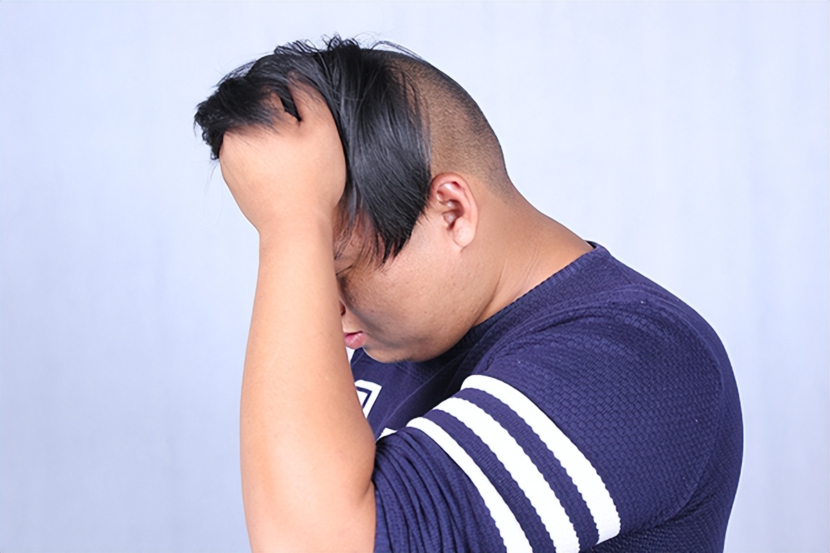 睾丸潮湿是病不,睾丸潮湿不是肾虚的表现