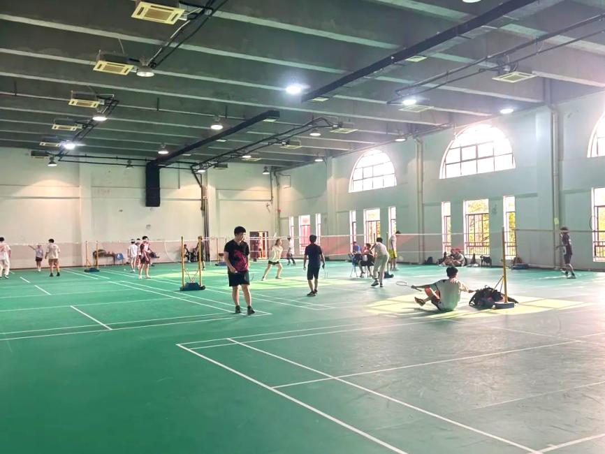 一文揭晓,大学生课余都在干什么?广东这所高校:技能满点,摘金夺银