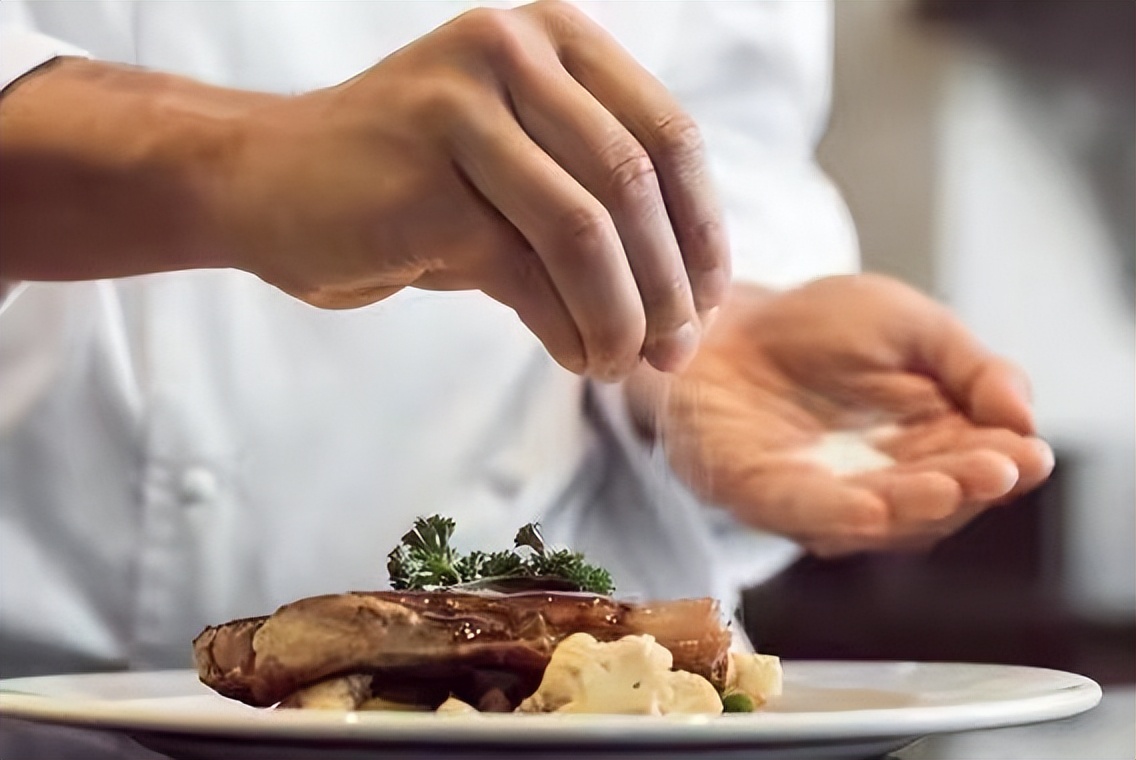 不到一斤卖百元，天价“进口盐”正在收割国人！毛利率达到1000%